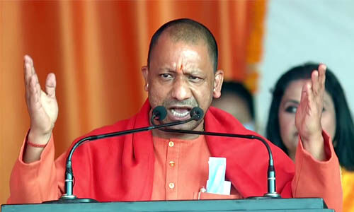 അഖിലേഷ് നിര്‍മിച്ചത് ഹജ്ജ് ഹൗസ്, ഞങ്ങള്‍ മാനസരോവര്‍ ഭവന്‍; യുപിയില്‍ വര്‍ഗീയ പ്രചരണവുമായി യോഗി ആദിത്യനാഥ്