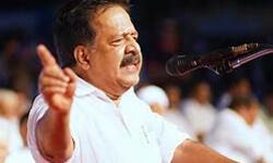 എല്ലാത്തിനും അമേരിക്കയിലേക്ക് നോക്കിയിരിക്കുന്നു; കൊവിഡ് പ്രതിരോധം ഡോളോയില്‍, ഡോളോക്ക് നന്ദിയെന്നും ചെന്നിത്തല