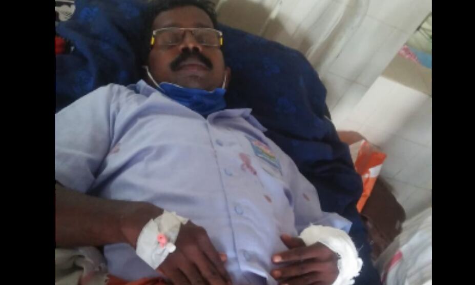 കാട്ടുപന്നിയുടെ ആക്രമണത്തില് കെഎസ്ആര്ടിസി ജീവനക്കാരന് പരിക്ക് കാട്ടുപന്നിയുടെ ആക്രമണത്തില് കെഎസ്ആര്ടിസി ജീവനക്കാരന് പരിക്ക്