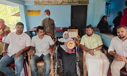 പത്മശ്രീ പുരസ്‌കാരം നേടിയ കെ വി റാബിയയെ എസ്ഡിപിഐ ആദരിച്ചു