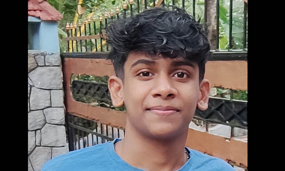 ഫാസ്റ്റ് ഫുഡ് കഴിക്കാന് പുറത്തുപോവുന്നത് അച്ഛന് വിലക്കി; പ്ലസ്ടു വിദ്യാര്ഥി തൂങ്ങിമരിച്ചു ഫാസ്റ്റ് ഫുഡ് കഴിക്കാന് പുറത്തുപോവുന്നത് അച്ഛന് വിലക്കി; പ്ലസ്ടു വിദ്യാര്ഥി തൂങ്ങിമരിച്ചു