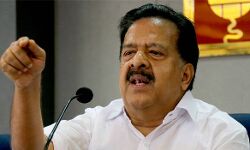 ലോകായുക്തയെ കടന്നാക്രമിച്ച് ജലീല്‍;  സര്‍ക്കാരിന്റെ ചാവേറാണ് കെടി ജലീലെന്ന് ചെന്നിത്തല