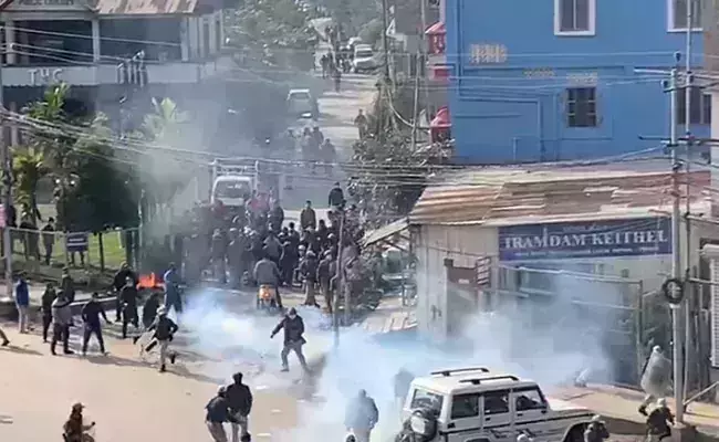 സ്ഥാനാര്‍ഥി പ്രഖ്യാപനത്തിന് പിന്നാലെ ബിജെപിയില്‍ കലഹം; മണിപ്പൂരില്‍ മോദിയുടെ കോലം കത്തിച്ച് പാര്‍ട്ടി പ്രവര്‍ത്തകര്‍