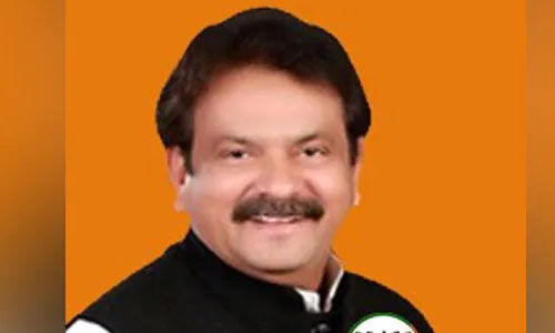 അഖിലേഷ് യാദവിനെതിരേ കേന്ദ്ര മന്ത്രി എസ്പി സിങ് ബാഗെല്‍