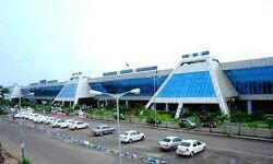 കരിപ്പൂര്‍ വിമാനത്താവളത്തില്‍ വന്‍ സ്വര്‍ണവേട്ട; 22 യാത്രക്കാരില്‍ നിന്നായി 23 കിലോ സ്വര്‍ണം പിടികൂടി