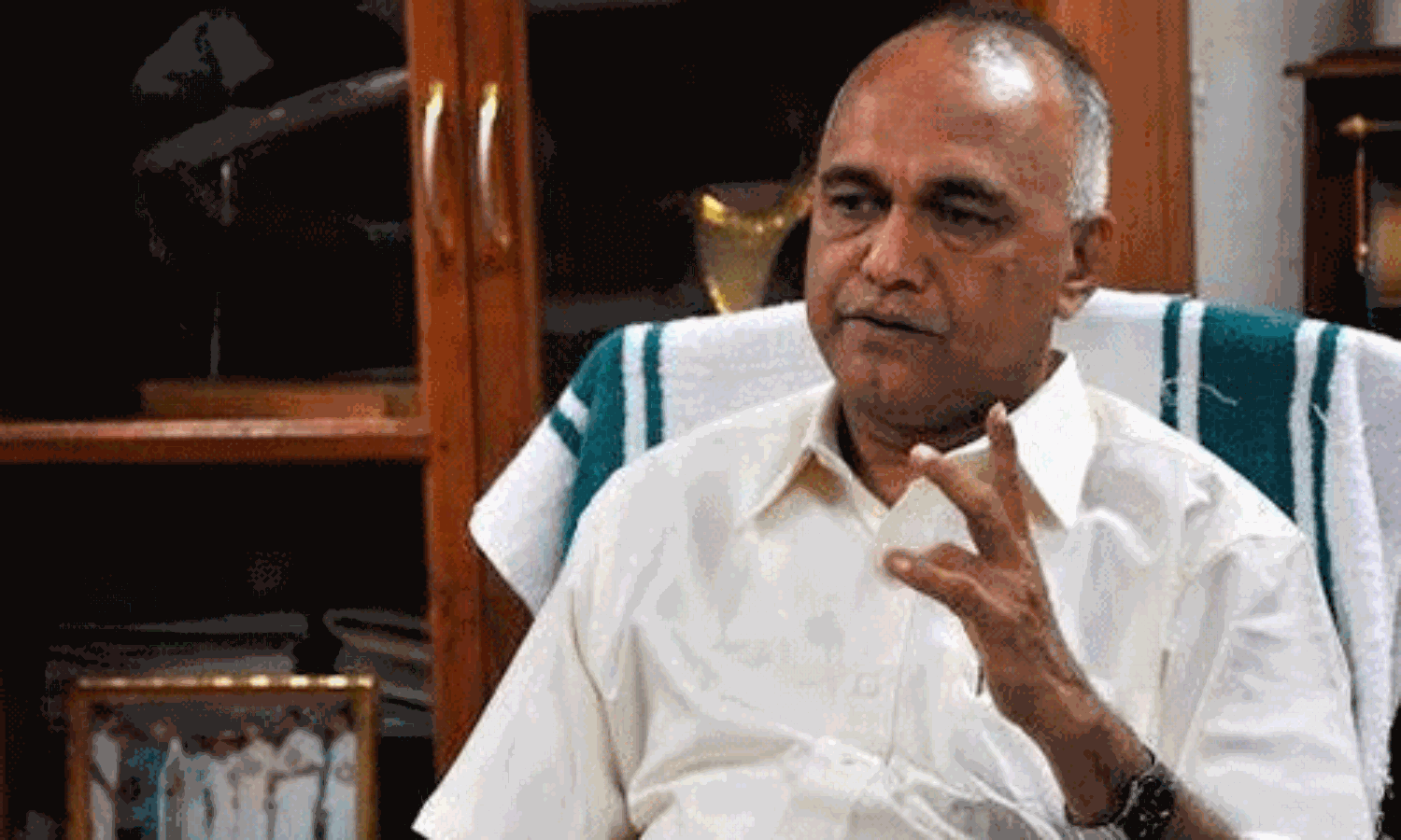 ഏതെങ്കിലും സമുദായം പറഞ്ഞാല് വിഴിഞ്ഞം പദ്ധതി വേണ്ടെന്നുവയ്ക്കാനാവില്ല: എളമരം കരിം എംപി ഏതെങ്കിലും സമുദായം പറഞ്ഞാല് വിഴിഞ്ഞം പദ്ധതി വേണ്ടെന്നുവയ്ക്കാനാവില്ല: എളമരം കരിം എംപി