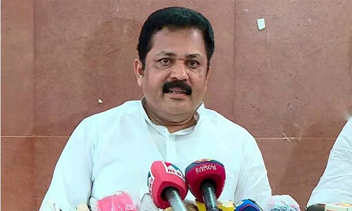 എല്ജെഡി മുന് സംസ്ഥാന ജനറല് സെക്രട്ടറി ഷെയ്ഖ് പി ഹാരിസും സഹ പ്രവര്ത്തകരും ഇന്ന് സിപിഎമ്മില് ചേരും എല്ജെഡി മുന് സംസ്ഥാന ജനറല് സെക്രട്ടറി ഷെയ്ഖ് പി ഹാരിസും സഹ പ്രവര്ത്തകരും ഇന്ന് സിപിഎമ്മില് ചേരും