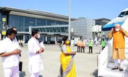 പ്രധാനമന്ത്രിയെ വിമാനത്താവളത്തില്‍ സ്വീകരിക്കാനെത്താതെ തെലങ്കാന മുഖ്യമന്ത്രി; പ്രതിഷേധവുമായി ബിജെപി