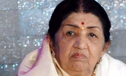 ലതാ മങ്കേഷ്കറുടെ മരണം; കേന്ദ്ര സര്ക്കാര് രണ്ട് ദിവസത്തെ ദേശീയ ദുഃഖാചരണം പ്രഖ്യാപിച്ചു ലതാ മങ്കേഷ്കറുടെ മരണം; കേന്ദ്ര സര്ക്കാര് രണ്ട് ദിവസത്തെ ദേശീയ ദുഃഖാചരണം പ്രഖ്യാപിച്ചു