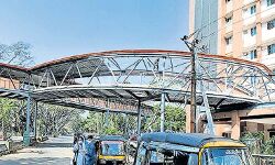 കോഴിക്കോട് മെഡിക്കല് കോളജില് ആകാശപാത ഉദ്ഘാടനം നാളെ കോഴിക്കോട് മെഡിക്കല് കോളജില് ആകാശപാത ഉദ്ഘാടനം നാളെ