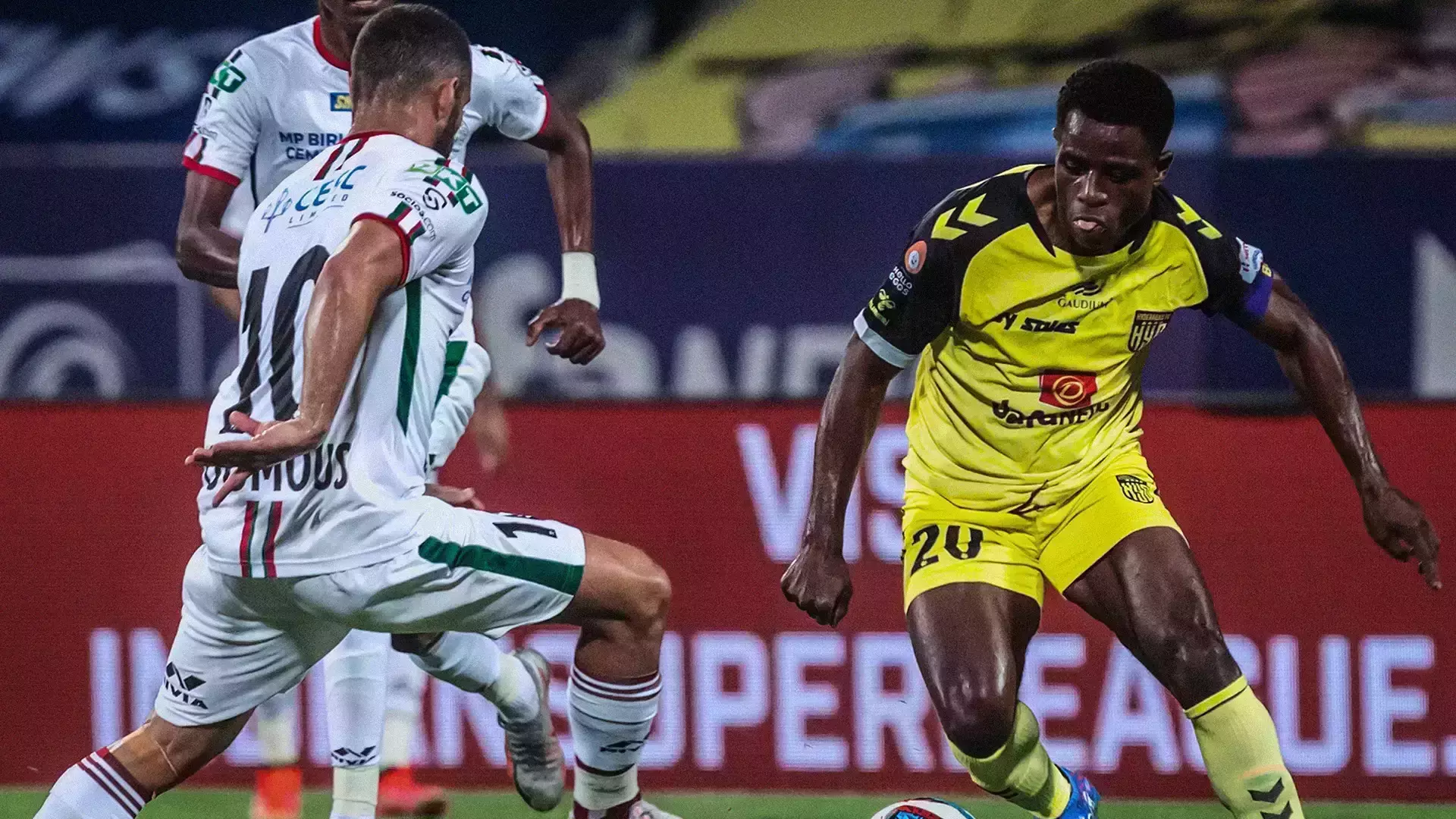 ഐഎസ്എല്‍; ഒന്നാം സ്ഥാനക്കാരെ വീഴ്ത്തി എടികെ മോഹന്‍ ബഗാന്‍