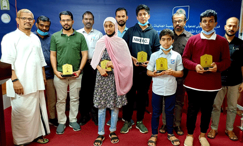 ജിദ്ദ അല്ഹുദാ മദ്റസ വിജയികളെ ആദരിച്ചു ജിദ്ദ അല്ഹുദാ മദ്റസ വിജയികളെ ആദരിച്ചു