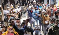 ഒന്നാം ഘട്ട വോട്ടെടുപ്പില് യുപിയില് 60 ശതമാനം പോളിങ് ഒന്നാം ഘട്ട വോട്ടെടുപ്പില് യുപിയില് 60 ശതമാനം പോളിങ്