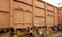 തൃശൂരില് ചരക്ക് ട്രെയിന് പാളം തെറ്റി; ഗതാഗതം തടസ്സപ്പെട്ടു തൃശൂരില് ചരക്ക് ട്രെയിന് പാളം തെറ്റി; ഗതാഗതം തടസ്സപ്പെട്ടു