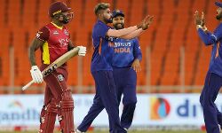 അയ്യര്‍ക്കും പന്തിനും അര്‍ദ്ധസെഞ്ചുറി; വിന്‍ഡീസിന് ലക്ഷ്യം 266 റണ്‍സ്