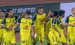 ബെംഗളൂരു കുതിപ്പിന് കടിഞ്ഞാണ്‍; ഹൈദരാബാദിന് ജയം; ഛേത്രിക്ക് റെക്കോഡ്