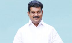 വായ്പാ തിരിച്ചടവ് മുടങ്ങി: പി വി അന്വര് എംഎല്എക്ക് ജപ്തി നോട്ടിസ് അയച്ച് ആക്സിസ് ബാങ്ക് വായ്പാ തിരിച്ചടവ് മുടങ്ങി: പി വി അന്വര് എംഎല്എക്ക് ജപ്തി നോട്ടിസ് അയച്ച് ആക്സിസ് ബാങ്ക്