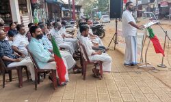 പാലത്തറ- തിരുവേഗപ്പുറ റോഡ് സഞ്ചാരയോഗ്യമാക്കണമെന്നാവശ്യപ്പെട്ട് എസ്ഡിപിഐ ധര്‍ണ