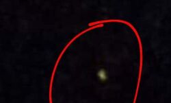 ചെറാട് മലയില് വീണ്ടും ആളുകളെന്ന് സംശയം; മലയ്ക്ക് മുകളില് നിന്ന് ഫ്ലാഷ് ലൈറ്റുകള് ചെറാട് മലയില് വീണ്ടും ആളുകളെന്ന് സംശയം; മലയ്ക്ക് മുകളില് നിന്ന് ഫ്ലാഷ് ലൈറ്റുകള്