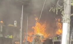 ചുള്ളിമാനൂര്‍ കൊച്ചു ആട്ടുകാലില്‍ പെട്രോള്‍ വില്‍പന നടത്തിയ കട കത്തി നശിച്ചു