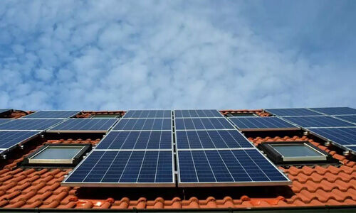 സൗര തേജസ്: സൗരോര്ജ പ്ലാന്റുകള്ക്ക് 40 ശതമാനം വരെ സബ്സിഡിയുമായി അനര്ട്ട് സൗര തേജസ്: സൗരോര്ജ പ്ലാന്റുകള്ക്ക് 40 ശതമാനം വരെ സബ്സിഡിയുമായി അനര്ട്ട്