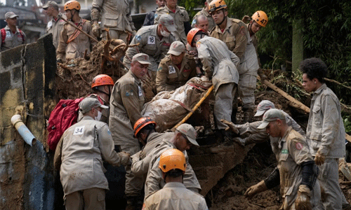 ബ്രസീലില് കനത്തമഴയിലും പ്രളയത്തിലും 104 പേര് മരിച്ചു ബ്രസീലില് കനത്തമഴയിലും പ്രളയത്തിലും 104 പേര് മരിച്ചു