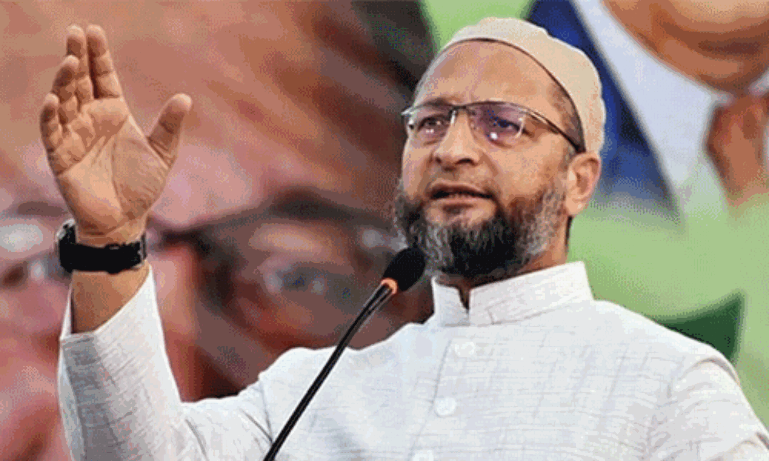 അഖിലേഷ് യാദവും യോഗിയും വേര്പിരിഞ്ഞു കഴിയുന്ന സഹോദരന്മാര്: അസദുദ്ദീന് ഉവൈസി അഖിലേഷ് യാദവും യോഗിയും വേര്പിരിഞ്ഞു കഴിയുന്ന സഹോദരന്മാര്: അസദുദ്ദീന് ഉവൈസി