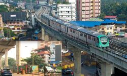 കൊച്ചി മെട്രോ തൂണിന് ചരിവ്; രണ്ടുദിവസം സാങ്കേതിക പരിശോധന കൊച്ചി മെട്രോ തൂണിന് ചരിവ്; രണ്ടുദിവസം സാങ്കേതിക പരിശോധന