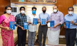 കേരളത്തില്‍ വ്യവസായം തുടങ്ങാന്‍ അറിയേണ്ടതെല്ലാം, പുസ്തകം പ്രകാശനം ചെയ്തു