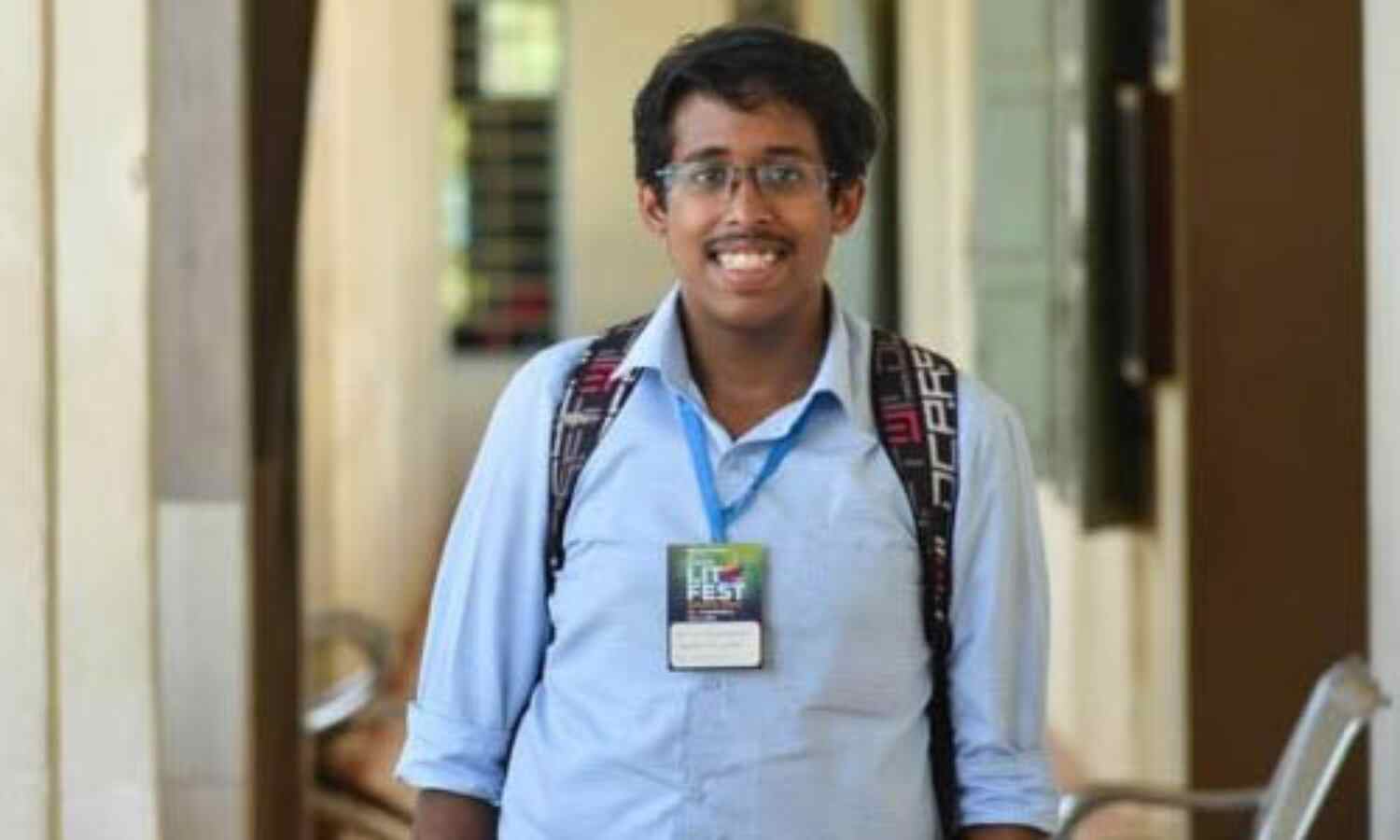ട്രെയിനില് ചാടിക്കയറുന്നതിനിടെ കാല്തെറ്റി വീണ് വിദ്യാര്ഥി മരിച്ചു ട്രെയിനില് ചാടിക്കയറുന്നതിനിടെ കാല്തെറ്റി വീണ് വിദ്യാര്ഥി മരിച്ചു
