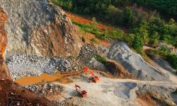 സംസ്ഥാനത്തെ ക്വാറികളുടെയും ക്രഷറുകളുടെയും വിവരങ്ങള് ഇനി പൊതുജനങ്ങള്ക്കുമറിയാം സംസ്ഥാനത്തെ ക്വാറികളുടെയും ക്രഷറുകളുടെയും വിവരങ്ങള് ഇനി പൊതുജനങ്ങള്ക്കുമറിയാം