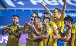 സൂപ്പര്‍ ബ്ലാസ്റ്റേഴ്‌സ്; സെമി സാധ്യത നിലനിര്‍ത്തി; മൂന്നടിച്ച് ചെന്നൈയിനെ വീഴ്ത്തി