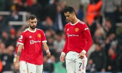 റൊണാള്‍ഡോയ്ക്കും ബ്രൂണോ ഫെര്‍ണാണ്ടസിനുമെതിരേ മൈക്കല്‍ ഓവന്‍