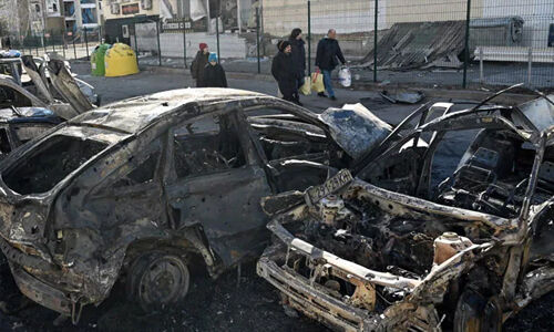 നിങ്ങള് ഞങ്ങള്ക്കൊപ്പമെന്ന് തെളിയിക്കൂ; യൂറോപ്യന് യൂനിയനോട് നിലപാട് വ്യക്തമാക്കാന് നിര്ബന്ധിച്ച് യുക്രെയ്ന് പ്രസിഡന്റ് നിങ്ങള് ഞങ്ങള്ക്കൊപ്പമെന്ന് തെളിയിക്കൂ; യൂറോപ്യന് യൂനിയനോട് നിലപാട് വ്യക്തമാക്കാന് നിര്ബന്ധിച്ച് യുക്രെയ്ന് പ്രസിഡന്റ്