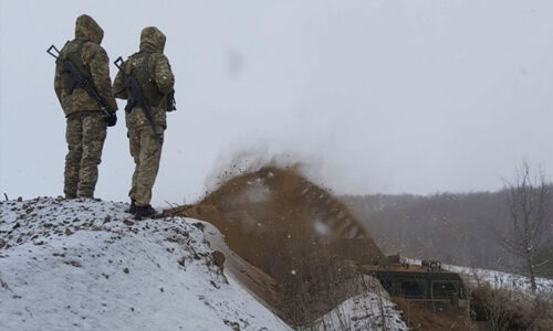 ആക്രമണം കടുപ്പിക്കുന്നു; കീവ് നിവാസികളോട് നഗരം വിടാന് റഷ്യന് പ്രതിരോധ മന്ത്രാലയം ആക്രമണം കടുപ്പിക്കുന്നു; കീവ് നിവാസികളോട് നഗരം വിടാന് റഷ്യന് പ്രതിരോധ മന്ത്രാലയം