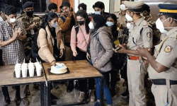 യുക്രെയ്‌നില്‍ നിന്നു കണ്ണൂരില്‍ എത്തിയ വിദ്യാര്‍ഥികള്‍ക്ക് സ്വീകരണം നല്‍കി