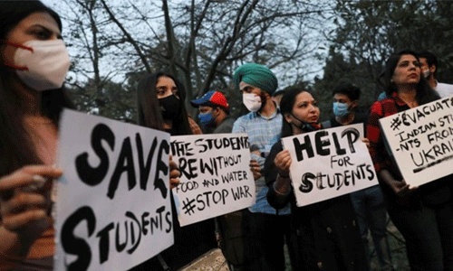 യുക്രെയ്ന് സൈന്യം ഇന്ത്യക്കാരെ ബന്ദികളാക്കിയെന്ന റഷ്യന് വാദം തള്ളി ഇന്ത്യ യുക്രെയ്ന് സൈന്യം ഇന്ത്യക്കാരെ ബന്ദികളാക്കിയെന്ന റഷ്യന് വാദം തള്ളി ഇന്ത്യ