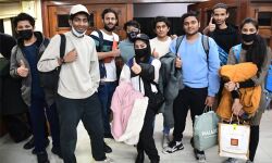 യുക്രെയ്നില് കുടുങ്ങിയ പകുതിയിലേറെ മലയാളി വിദ്യാര്ത്ഥികള് നാട്ടില് തിരിച്ചെത്തി യുക്രെയ്നില് കുടുങ്ങിയ പകുതിയിലേറെ മലയാളി വിദ്യാര്ത്ഥികള് നാട്ടില് തിരിച്ചെത്തി