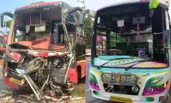 ആലപ്പുഴയില് ദേശീയ പാതയിലുണ്ടായ രണ്ട് വ്യത്യസ്ത വാഹനാപകടങ്ങളിൽ 14 പേർക്ക് പരിക്ക് ആലപ്പുഴയില് ദേശീയ പാതയിലുണ്ടായ രണ്ട് വ്യത്യസ്ത വാഹനാപകടങ്ങളിൽ 14 പേർക്ക് പരിക്ക്