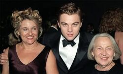 മുത്തശ്ശിയുടെ രാജ്യമായ യുക്രെയ്ന് ലിയനാര്ഡോ ഡികാപ്രിയോ 10 ദശലക്ഷം ഡോളര് നല്കും മുത്തശ്ശിയുടെ രാജ്യമായ യുക്രെയ്ന് ലിയനാര്ഡോ ഡികാപ്രിയോ 10 ദശലക്ഷം ഡോളര് നല്കും