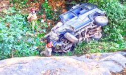 കേളകത്ത് ട്രക്കിങിനിടെ ജീപ്പ് കൊക്കയിലേക്ക് മറിഞ്ഞു;നാല് പേര്‍ക്ക് പരിക്ക്