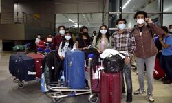 യുക്രെയ്നില് നിന്ന് മടങ്ങിയെത്തിയ വിദ്യാര്ഥികള്ക്ക് ഇന്ത്യന് കോളജുകളില് പഠനം തുടരാന് അനുമതി നല്കണം;ഡല്ഹി ഹൈക്കോടതിയില് ഹരജി യുക്രെയ്നില് നിന്ന് മടങ്ങിയെത്തിയ വിദ്യാര്ഥികള്ക്ക് ഇന്ത്യന് കോളജുകളില് പഠനം തുടരാന് അനുമതി നല്കണം;ഡല്ഹി ഹൈക്കോടതിയില് ഹരജി