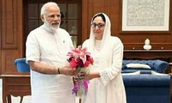 ജമ്മു കശ്മീര്‍ വഖഫ് ബോര്‍ഡ് ചെയര്‍പേഴ്‌സണായി ബിജെപി നേതാവ്;   വിമര്‍ശനവുമായി പ്രതിപക്ഷം