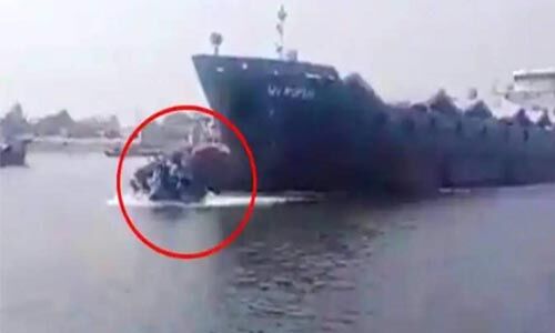 ബംഗ്ലാദേശില് കൂറ്റന് ചരക്കുകപ്പലിടിച്ച് യാത്രാ ബോട്ട് മുങ്ങി; അഞ്ച് മരണം, നിരവധി പേരെ കാണാതായി (വീഡിയോ) ബംഗ്ലാദേശില് കൂറ്റന് ചരക്കുകപ്പലിടിച്ച് യാത്രാ ബോട്ട് മുങ്ങി; അഞ്ച് മരണം, നിരവധി പേരെ കാണാതായി (വീഡിയോ)