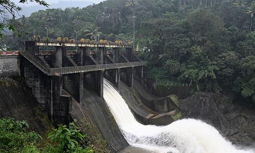 കല്ലാര്‍ ഡാം തുറന്നു; തീരപ്രദേശത്തുള്ളവര്‍ ജാഗ്രത പാലിക്കണമെന്ന് മുന്നറിയിപ്പ്