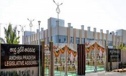 เดธเดญเดพเดคเดฒเดคเตเดคเดฟเดฒเดฟเดฑเดเตเดเดฟ เดชเตเดฐเดคเดฟเดทเตเดงเด; เดเดจเตเดงเตเดฐ เดจเดฟเดฏเดฎเดธเดญเดฏเดฟเดฒเตโ เดจเดพเดฒเต เดคเตเดฒเตเดเตเดเตเดฆเตเดถเด เดเดเดเดฒเตโเดเดฎเดพเดฐเตโเดเตเดเต เดธเดธเตโเดชเตเดจเตโเดทเดจเตโ เดธเดญเดพเดคเดฒเดคเตเดคเดฟเดฒเดฟเดฑเดเตเดเดฟ เดชเตเดฐเดคเดฟเดทเตเดงเด; เดเดจเตเดงเตเดฐ เดจเดฟเดฏเดฎเดธเดญเดฏเดฟเดฒเตโ เดจเดพเดฒเต เดคเตเดฒเตเดเตเดเตเดฆเตเดถเด เดเดเดเดฒเตโเดเดฎเดพเดฐเตโเดเตเดเต เดธเดธเตโเดชเตเดจเตโเดทเดจเตโ