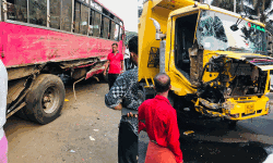 കൊണ്ടോട്ടിയില്‍ ബസും ലോറിയും കൂട്ടിയിടിച്ച് ഒരു മരണം