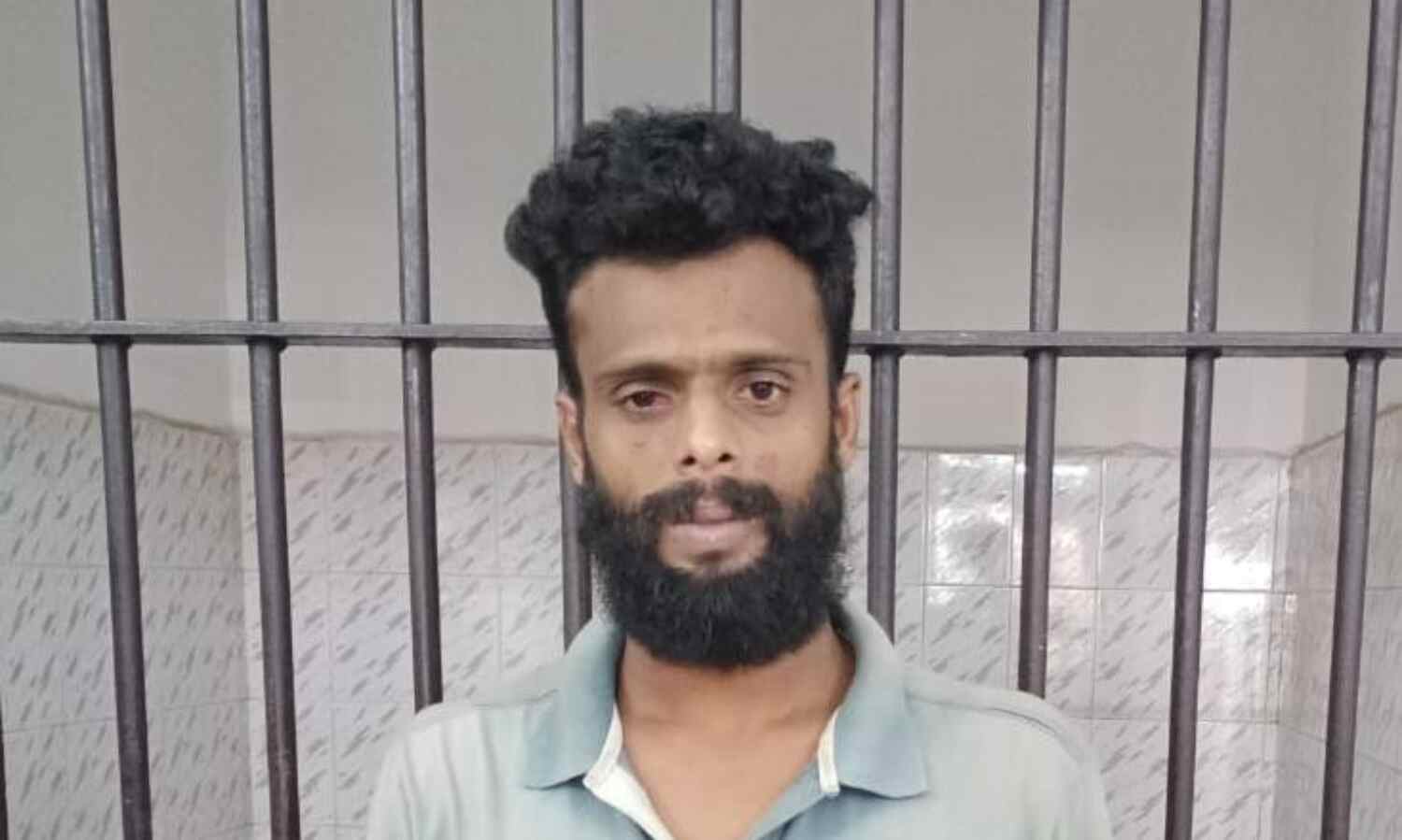 തീരദേശം കേന്ദ്രീകരിച്ച് മയക്കുമരുന്ന് വില്പ്പന; സംഘത്തിലെ പ്രധാനി അറസ്റ്റില് തീരദേശം കേന്ദ്രീകരിച്ച് മയക്കുമരുന്ന് വില്പ്പന; സംഘത്തിലെ പ്രധാനി അറസ്റ്റില്
