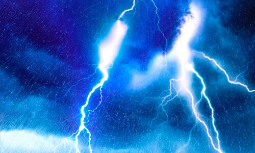 ഏപ്രില് മൂന്ന് വരെ ഇടിമിന്നലോടുകൂടിയ മഴയ്ക്ക് സാധ്യത ഏപ്രില് മൂന്ന് വരെ ഇടിമിന്നലോടുകൂടിയ മഴയ്ക്ക് സാധ്യത