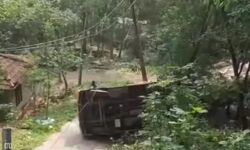 കൊല്ലത്ത് വിദ്യാര്‍ഥികളുമായി പോയ സ്‌കൂള്‍ വാഹനം മറിഞ്ഞു